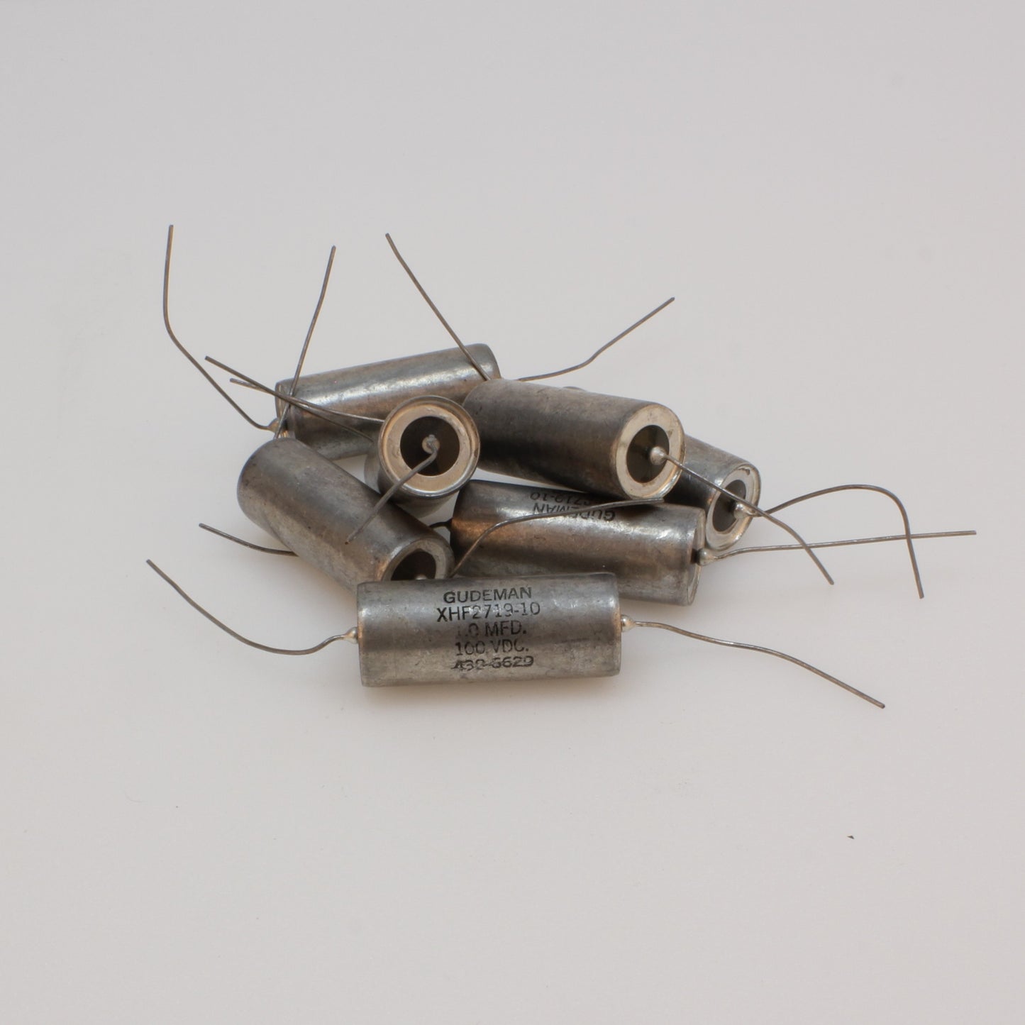 1 μF 1 uF 100 Vdc Gudeman XHF27 Paper-in-oil capacitor